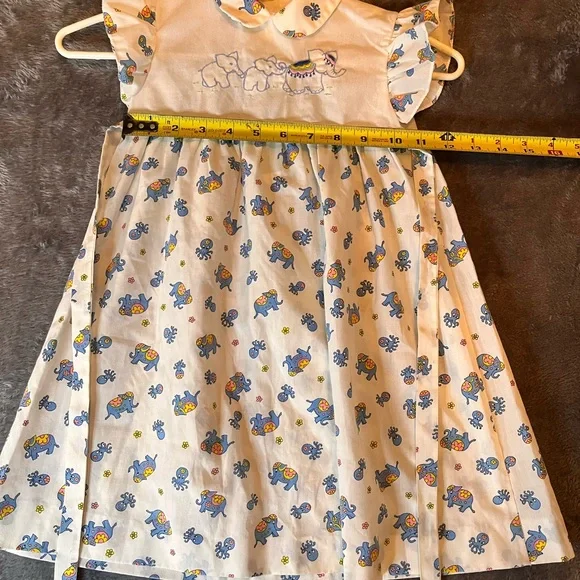 Vintage 70’s/80’s White Cotton Baby Dress with Blue & Yellow Elephant Print - Picture 8 of 13